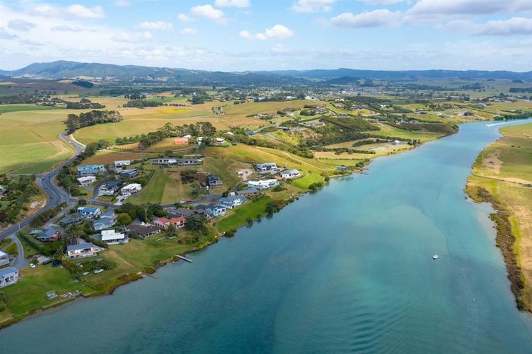 Photo of property in 7 Riverview Place, Waipu, 0582