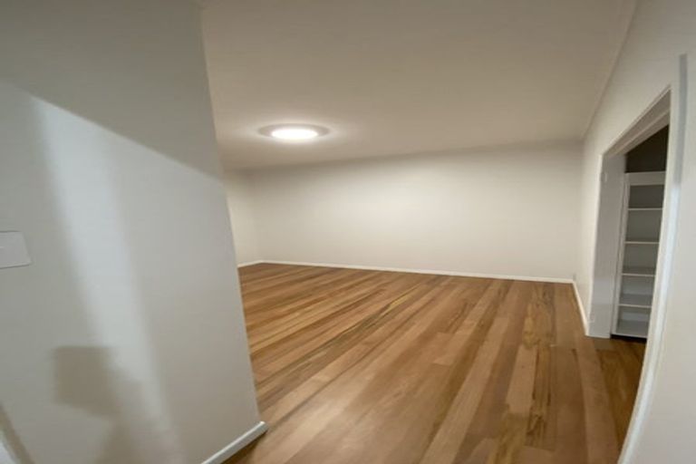 Photo of property in 58 Mcdowell Crescent, Hillcrest, Auckland, 0627