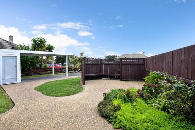 Photo of property in 18 Douglas Crescent, Fairfield, Hamilton, 3214