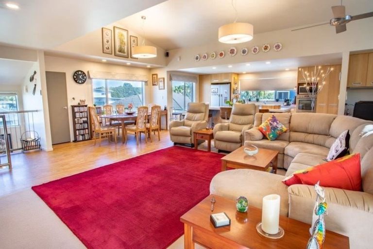 Photo of property in 20 Papaka Road, Ngunguru, Whangarei, 0173