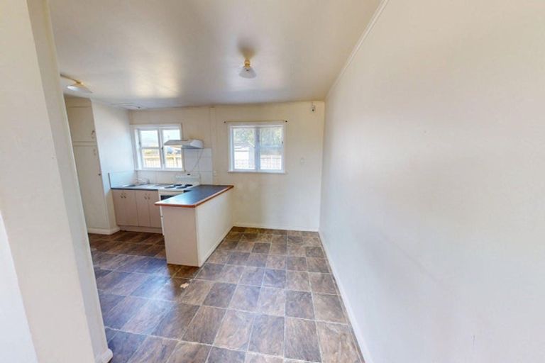 Photo of property in 11 Kauri Street, Levin, 5510