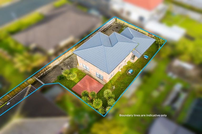 Photo of property in 14a Strid Road, Te Atatu South, Auckland, 0610