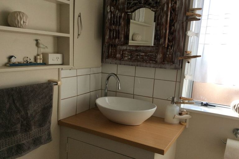 Photo of property in 1342 Coast Road, Toko Mouth, Milton, 9292