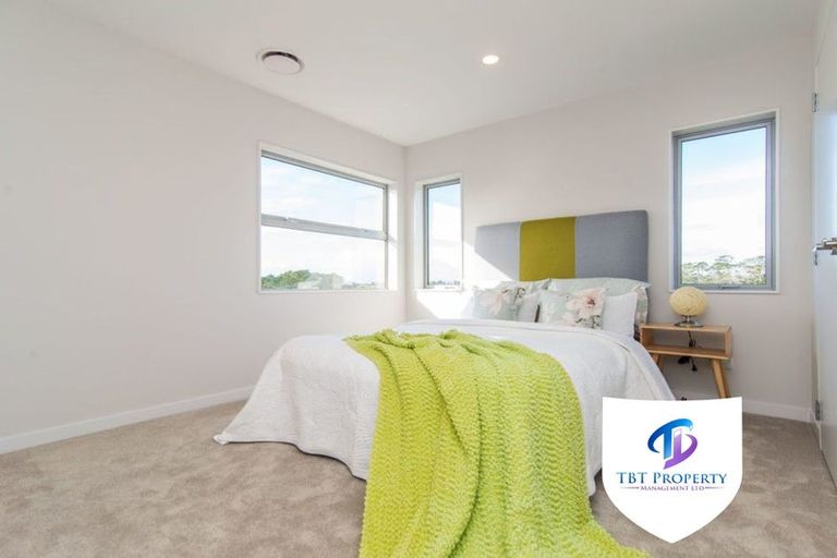 Photo of property in 14 Irongate Avenue, Ranui, Auckland, 0612