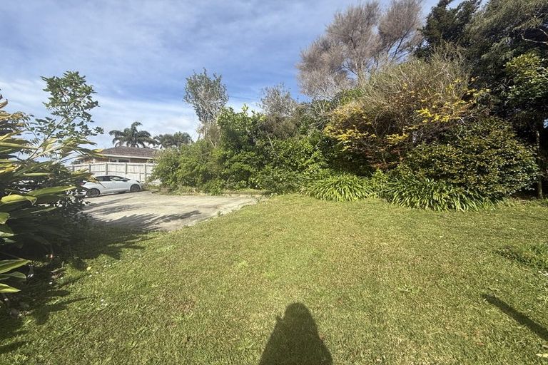 Photo of property in 17 Pounamu Avenue, Greenhithe, Auckland, 0632