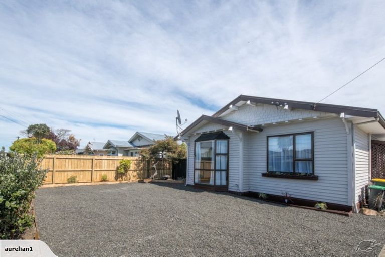 Photo of property in 33 Milton Street, Somerfield, Christchurch, 8024