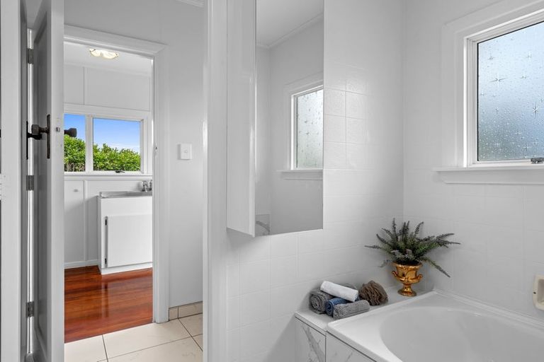 Photo of property in 14 Titoki Street, Stoke, Nelson, 7011