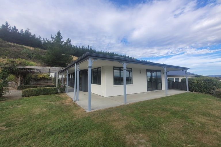 Photo of property in 56 Shields Street, Clyde, 9330