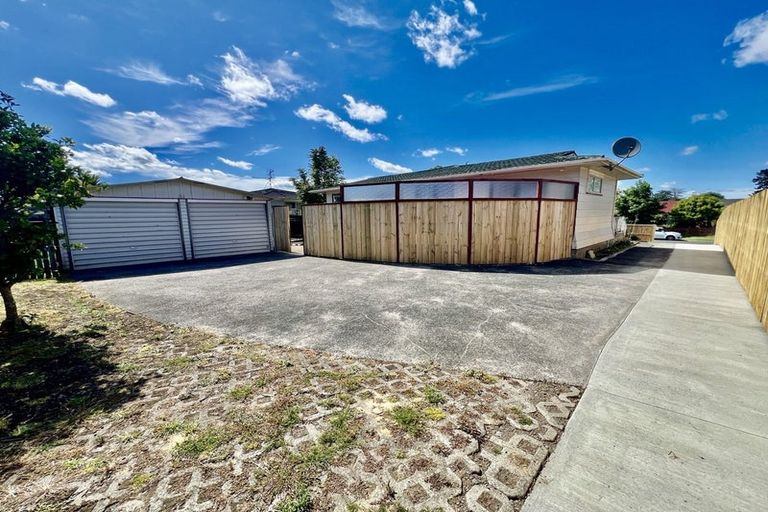 Photo of property in 44 Marvon Downs Avenue, Pakuranga Heights, Auckland, 2010