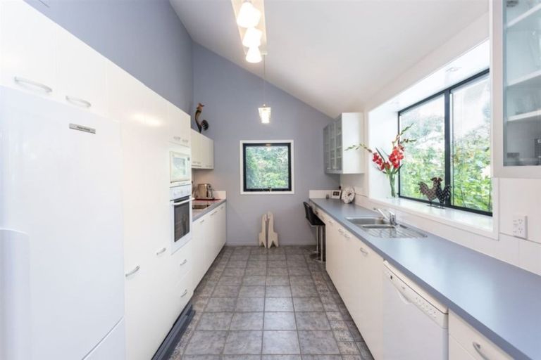 Photo of property in 11 Cricklewood Place, Avonhead, Christchurch, 8042