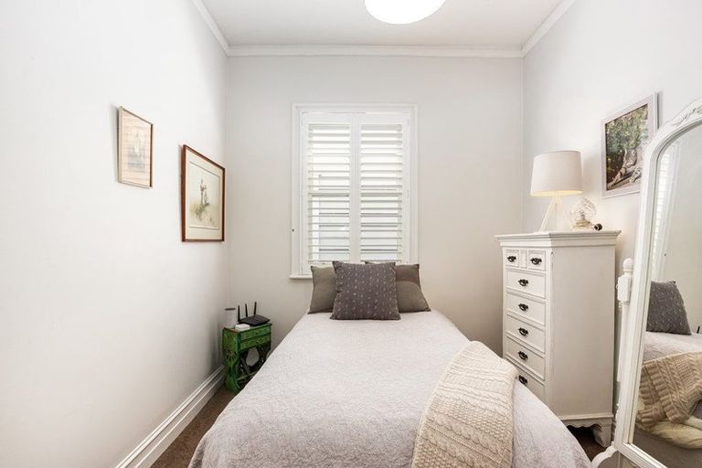 Photo of property in 227 Tinakori Road, Thorndon, Wellington, 6011