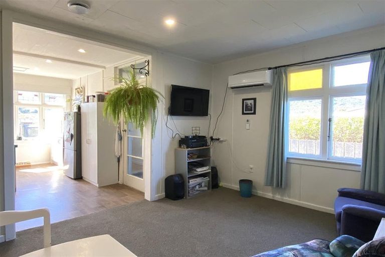 Photo of property in 43 Bright Street, Cobden, Greymouth, 7802