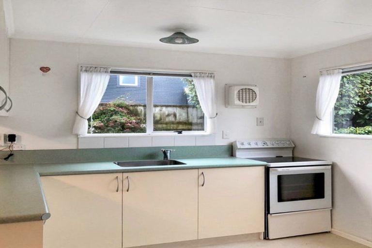 Photo of property in 10b Akepiro Place, Tawhero, Whanganui, 4501