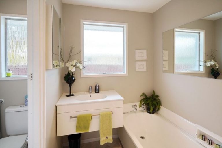 Photo of property in 11 Lacy Gate Place, Woodend, 7610