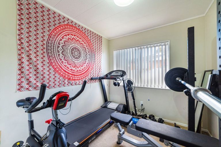 Photo of property in 1/35 Kopara Place, Clendon Park, Auckland, 2103