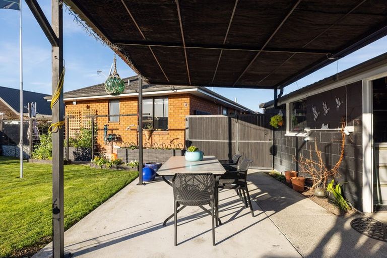 Photo of property in 14 Blakeley Place, Kaiapoi, 7630