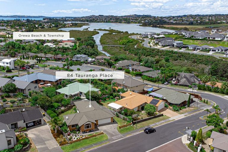Photo of property in 84 Tauranga Place, Orewa, 0931