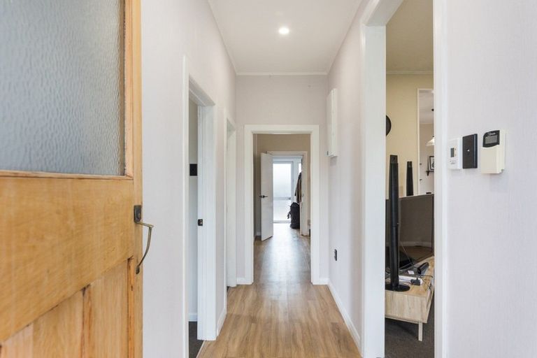 Photo of property in 19 Carlisle Street, Milson, Palmerston North, 4414