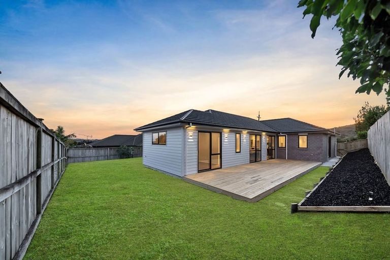 Photo of property in 204 Helenslee Road, Pokeno, 2472