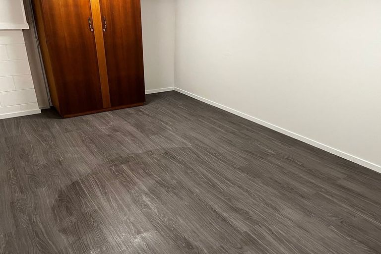 Photo of property in 280 Great North Road, Henderson, Auckland, 0612