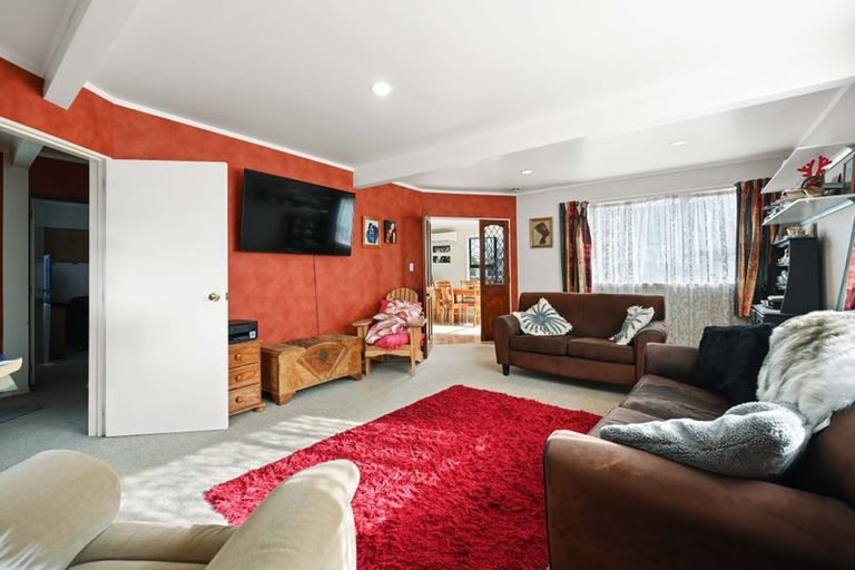 Photo of property in 26 Balloch Street, Fairfield, Hamilton, 3214