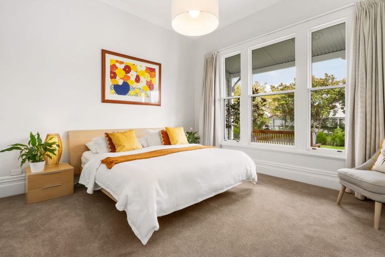 Photo of property in 90 Hawthorne Street, Strowan, Christchurch, 8052