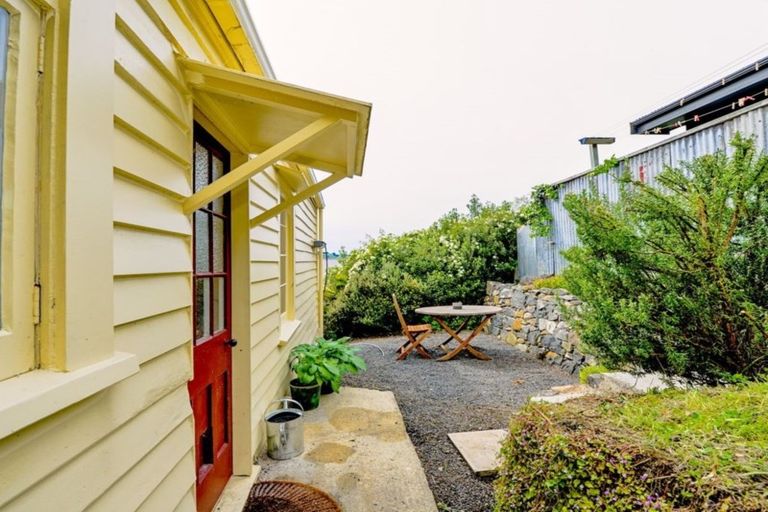 Photo of property in 3 Bishops Road, Dunedin Central, Dunedin, 9016