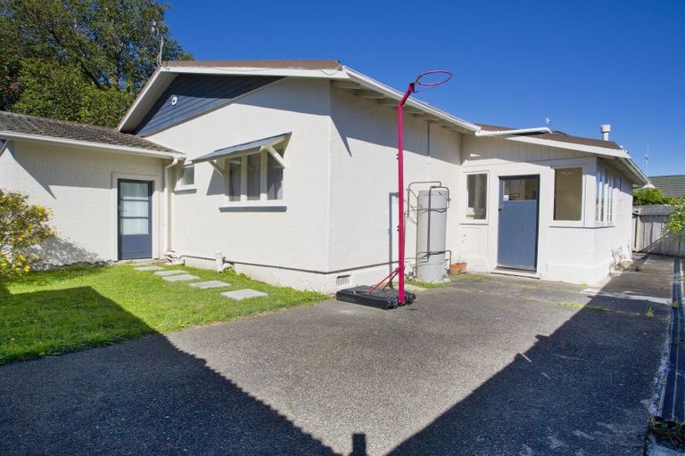 Photo of property in 475 College Street, Hokowhitu, Palmerston North, 4410
