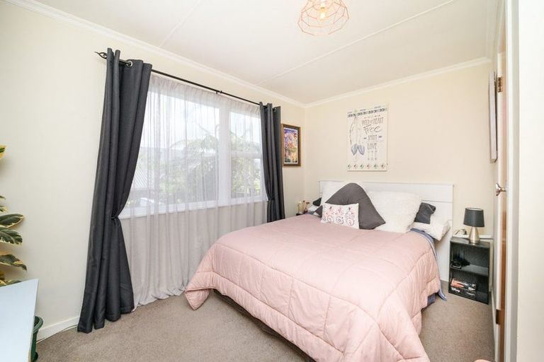 Photo of property in 76 Alexandra Street, Marton, 4710