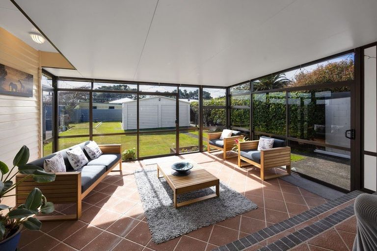 Photo of property in 80 Puriri Street, Hawera, 4610