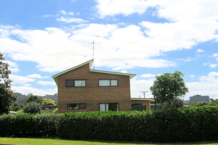 Photo of property in 54 Hillview Road, Waihi Beach, 3611