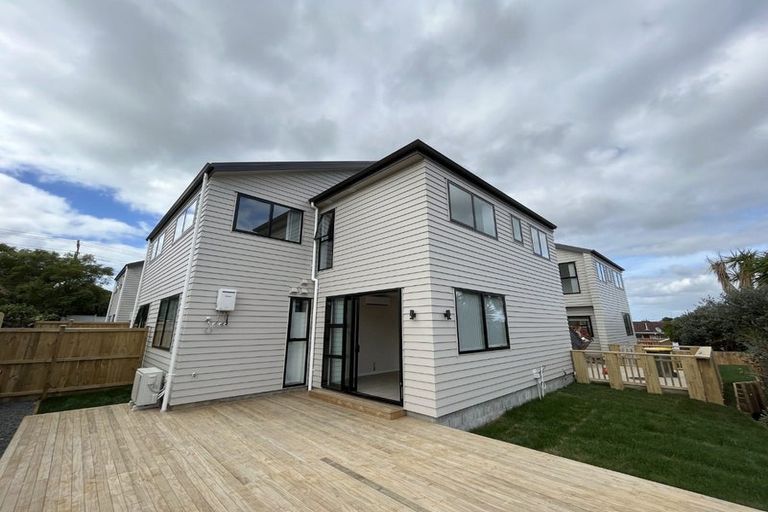 Photo of property in 16a Sunnybrae Road, Hillcrest, Auckland, 0627