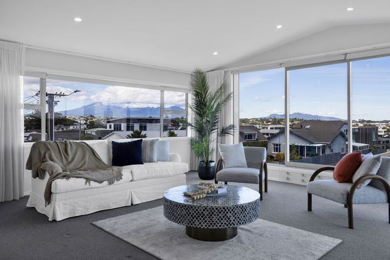 Photo of property in 3 Sackville Street, Fitzroy, New Plymouth, 4312