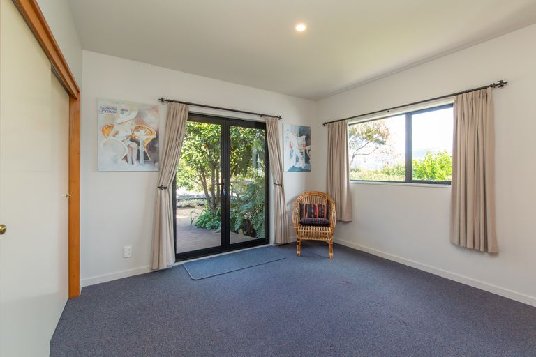 Photo of property in 13 Penlington Place, Akaroa, 7520