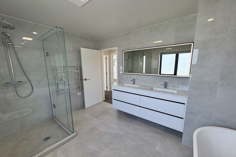 Photo of property in 36 Eighth View Avenue, Beachlands, Auckland, 2018