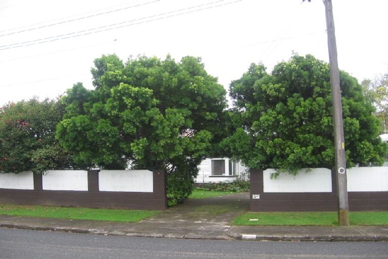 Photo of property in 69 Cornwall Road, Papatoetoe, Auckland, 2025