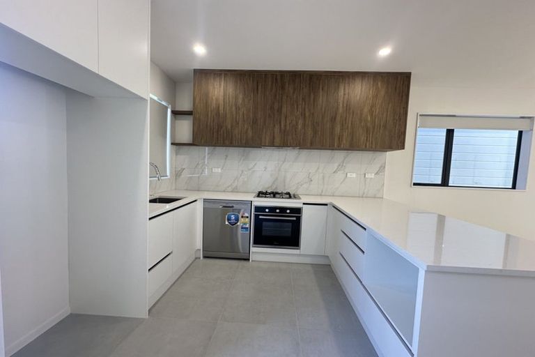 Photo of property in 51 Survila Street, Papakura, 2110