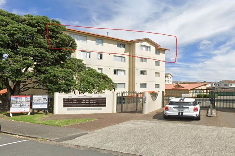 Photo of property in Ellerslie Court, 2/3c Harrison Road, Mount Wellington, Auckland, 1060