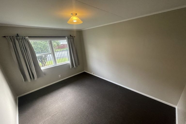 Photo of property in 52 Hair Street, Wainuiomata, Lower Hutt, 5014