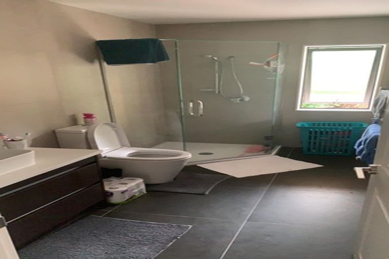 Photo of property in 20 Para Close, Fairview Heights, Auckland, 0632