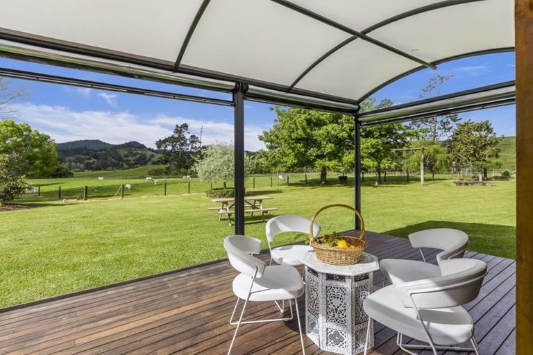 Photo of property in 1017 Tauhoa Road, Kaipara Flats, Warkworth, 0984