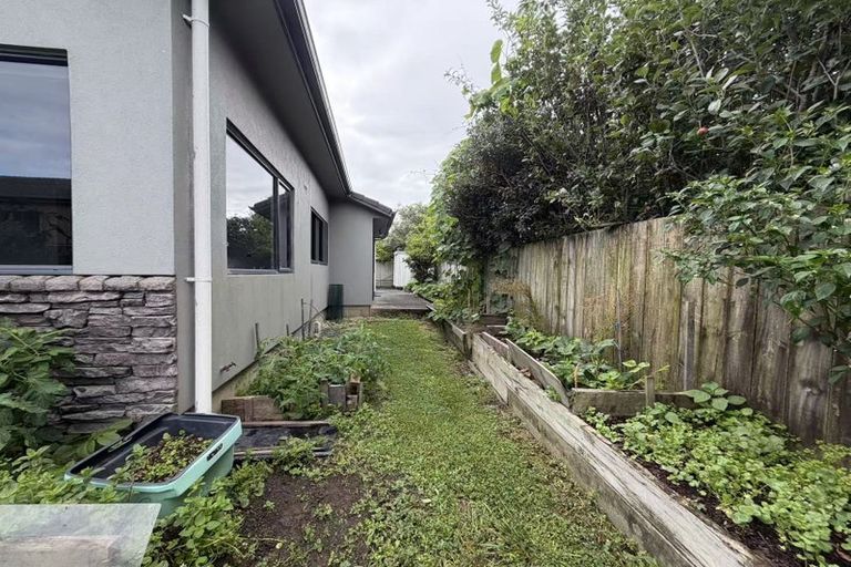 Photo of property in 133a Redoubt Road, Goodwood Heights, Auckland, 2105