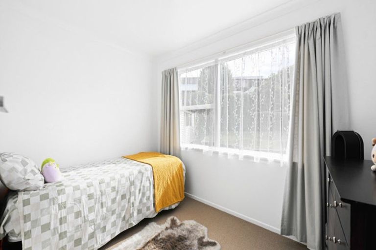 Photo of property in 27 Manapouri Place, Glenview, Hamilton, 3206