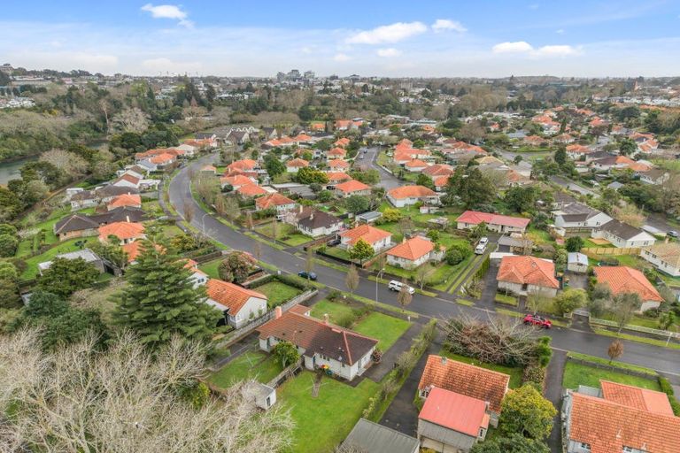 Photo of property in 64 Jellicoe Drive, Hamilton East, Hamilton, 3216