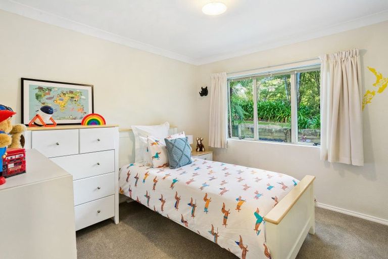 Photo of property in 26 Clifford Road, Pukekohe, 2678