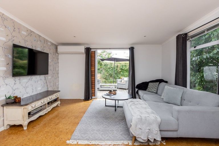 Photo of property in 13 Bedford Road, Marewa, Napier, 4110