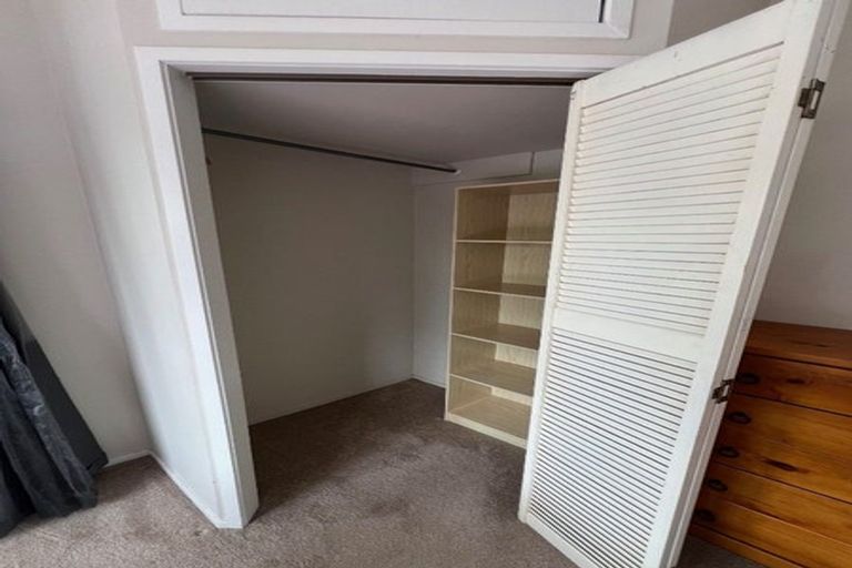 Photo of property in 68 Beach Road, Mellons Bay, Auckland, 2014