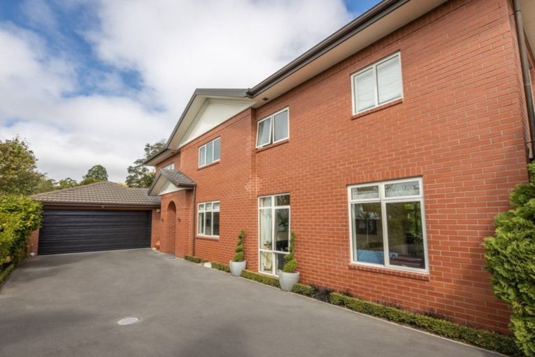 Photo of property in 17a Hamilton Avenue, Ilam, Christchurch, 8041