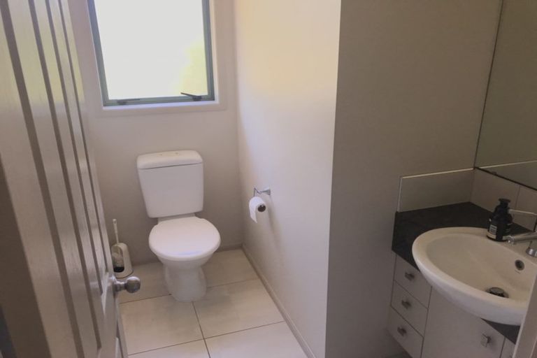 Photo of property in 7a York Road, Papatoetoe, Auckland, 2104