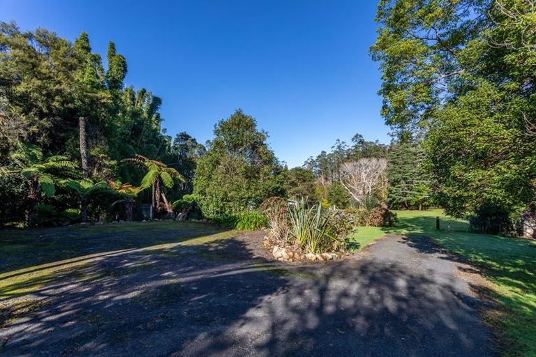 Photo of property in 165 Kelso Lane, Coromandel, 3506